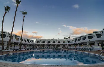 Las Adelfas Puerto del Carmen  Hotel